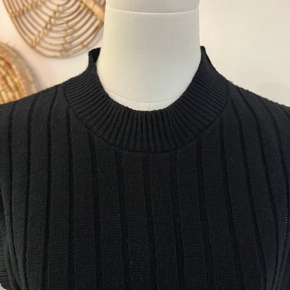 Vintage Bare Traps Black Ribbed Sweater Vest Mock Neck Dark Academia M - Picture 3 of 8